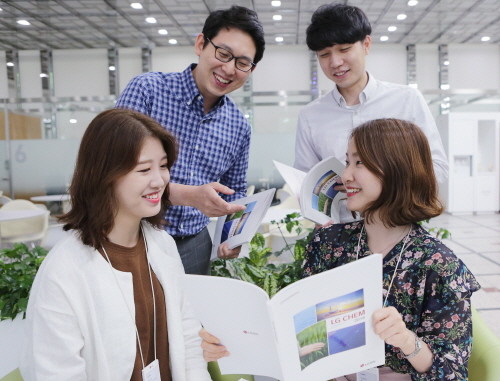 LG화학이 열한 번째 지속가능경영보고서를 배포한다. (사진=LG화학)