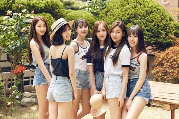 6인조 걸그룹 ‘여자친구’(사진제공=한국마사회)