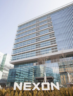 넥슨은 연간 매출 2조원과 영업이익 1조원 달성을 바라보고 있다. 넥슨 판교 사옥 모습. (사진=넥슨)