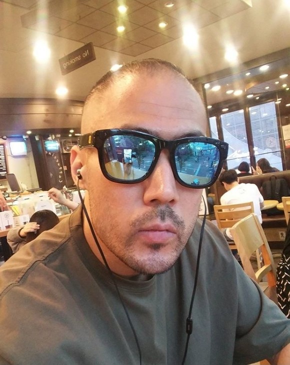 19일 새벽 만취 난동 동영상으로 다시 논란에 휩싸인 래퍼 정상수. (사진 = 정상수 인스타그램)
