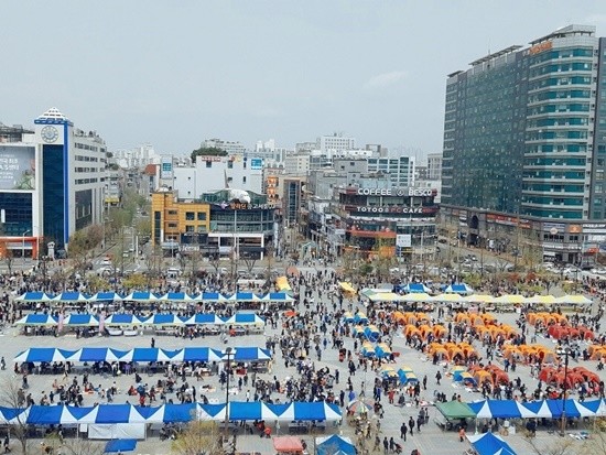 고양시 일산동구의 제2회 푸른고양 나눔장터 전경(사진= 고양시)