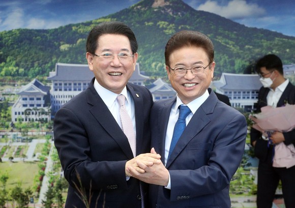 화기애애 이미지
