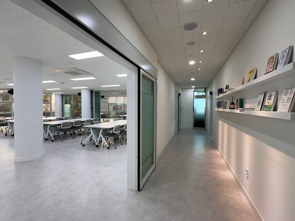 동두천시 생연1동 행정복지센터와 광암동 다목적회관 리모델링 이후 주민 공동체 공간 전경 및 현장 점검 모습