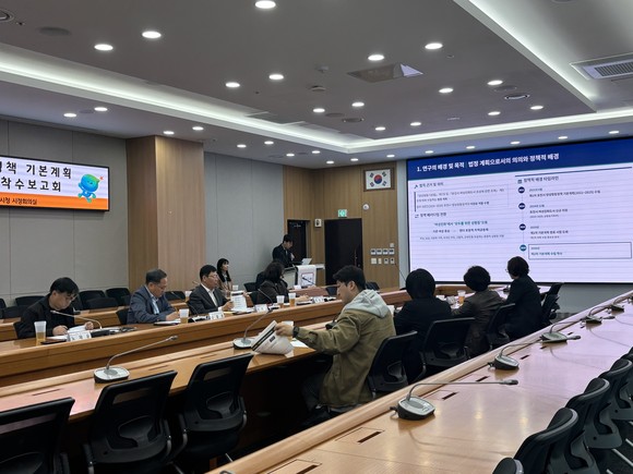 포천시가 제2차 양성평등정책 기본계획 수립을 위한 연구용역에 착수했다.