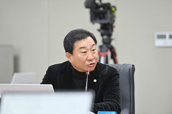 파주시의회가 노후농기계 조기 폐기 지원 조례안을 심의한 내용.