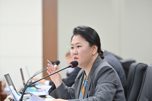 파주시의회가 보훈보상대상자 지원 확대 조례안 2건을 심의한 내용.