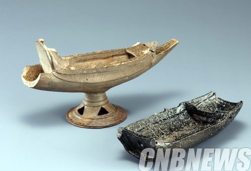 7월 30일 국립중앙박물관 가야실 전시유물 개편과 함께 최초 공개되는 배모양토기(가야,동서문물연구원,한국문화재보호재단)